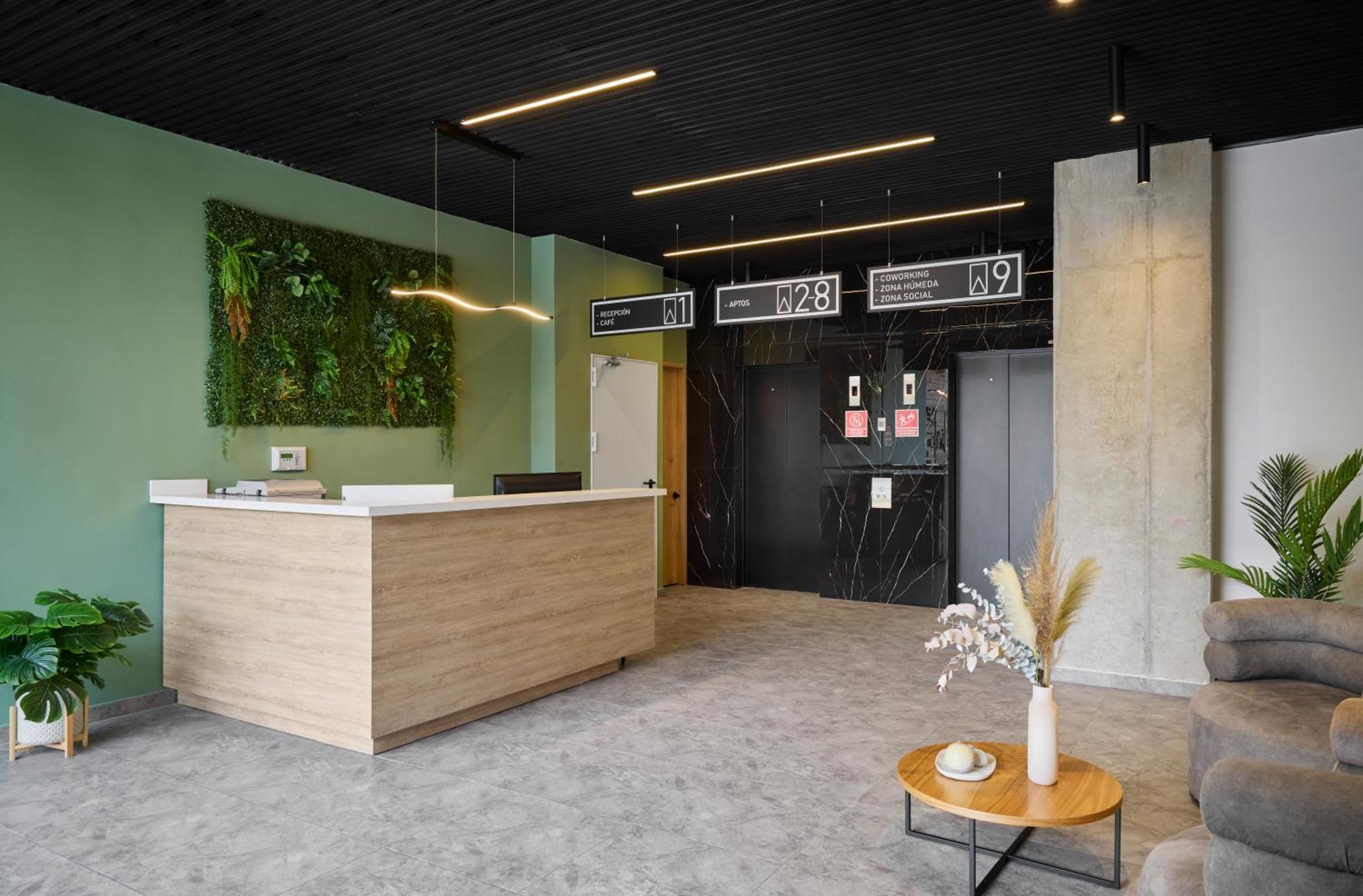 30 Living Suites Medellin Exterior photo