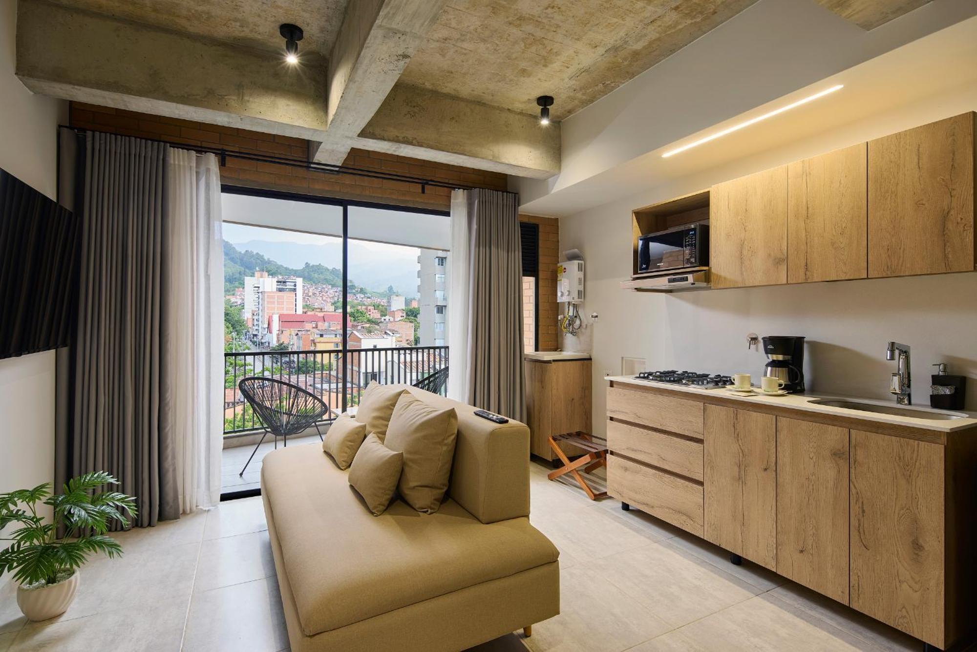 30 Living Suites Medellin Exterior photo